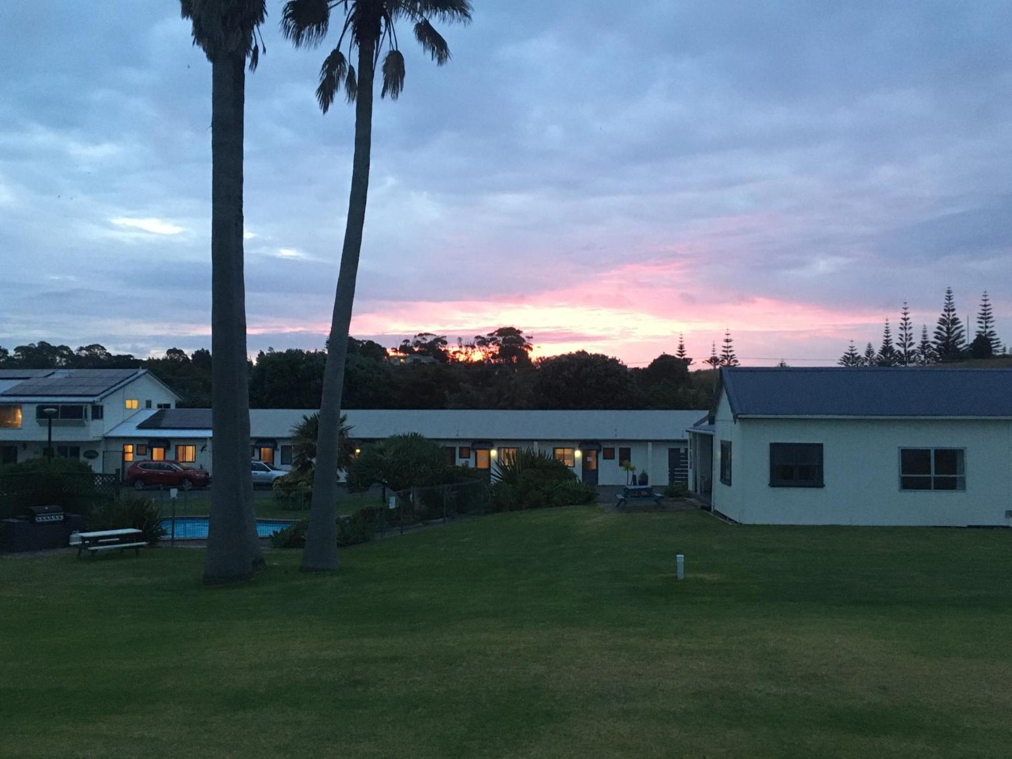 Pukenui Lodge Motel Dış mekan fotoğraf